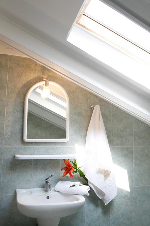 Pansion Filoxenia Apartments & Studios Tsoukaládhes 部屋 写真